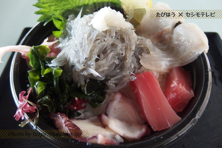 生しらす丼